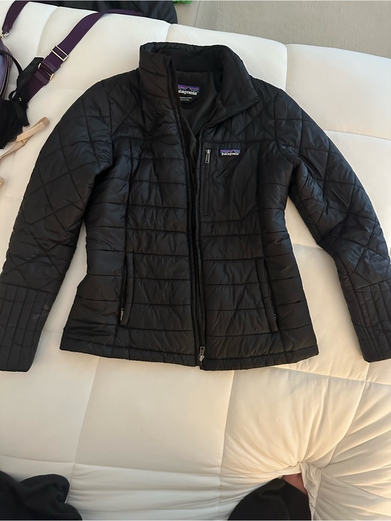 Patagonia Jackets & Blazers - Patagonia Radalie Jacket Women’s Size Med Black Quilted Insulated Full Zip Coat